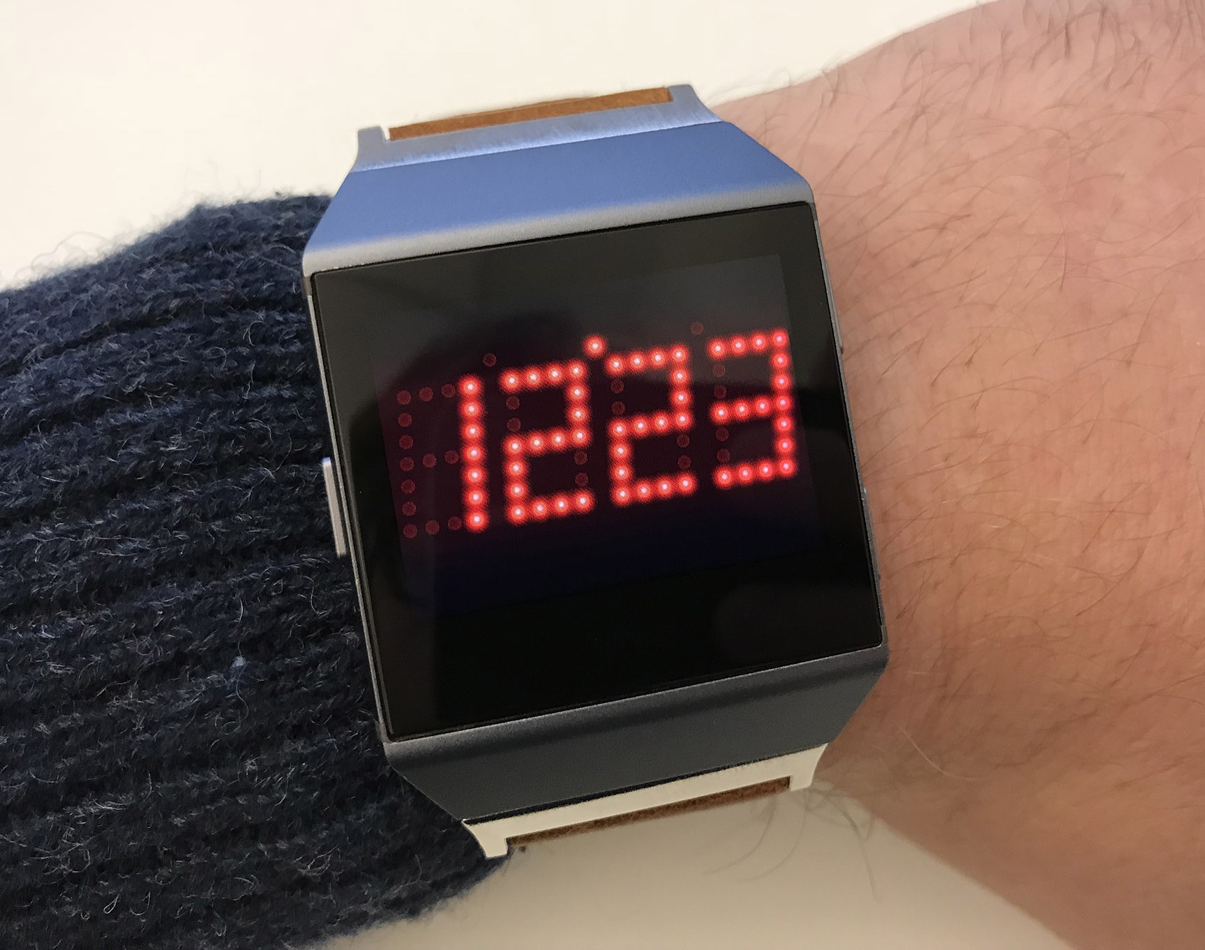 Led pulse clearance watch